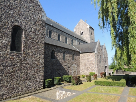 de-lobbes-a-thuin-merovingiens-et-carolingiens-en-hautesambre