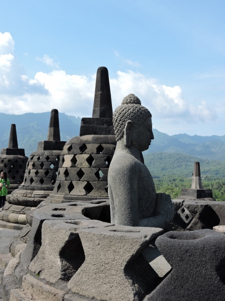 borobudur-g125071fcf1920.jpg